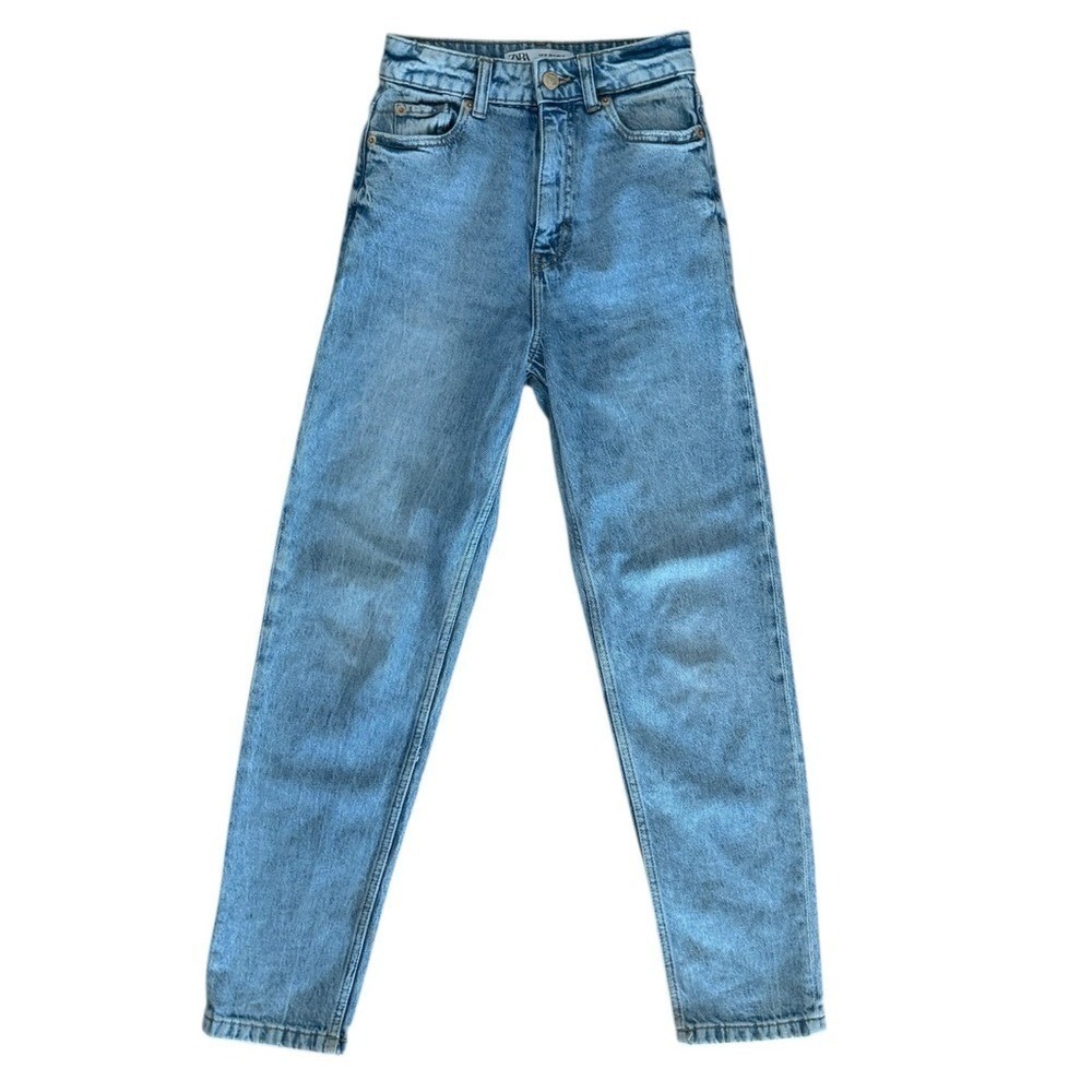 Zara Women's Size 0 High Waist Straight Leg Jeans Light Wash Blue Denim